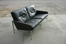 Sofa in schwarzem Leder von Kill International - VINTAGE