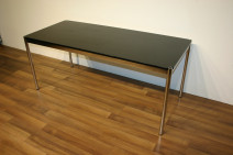 USM Haller Tisch in schwarz 175 x 100